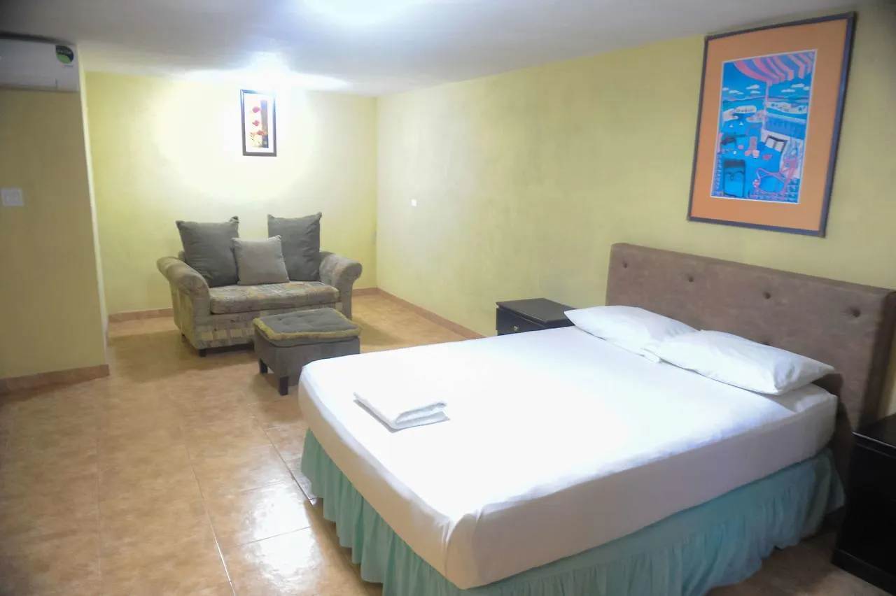** فندق مبيت وإفطار مونتيغو باي Rosehall Deluxe Hotel جامايكا
